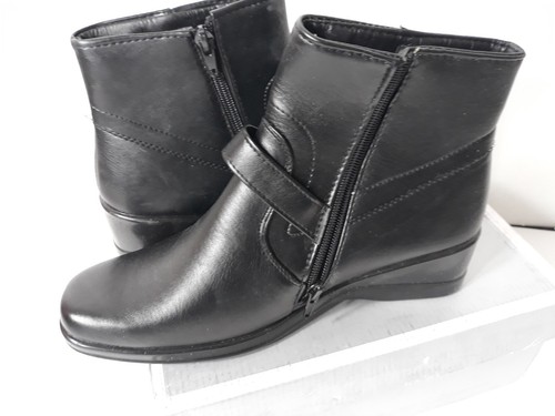 Geri C New York Women's Ankle Boots Booties Black Faux Leather Zip Size 8.5 - Picture 4 of 9