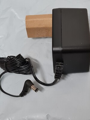 Alimentatore DVE DV-751AUP Originale 7,5V 1A Per Switch D-Link DES-1005D