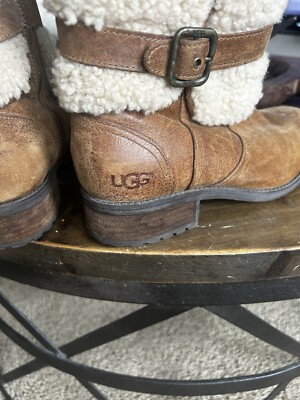 UGG Women’s Blayre II Size