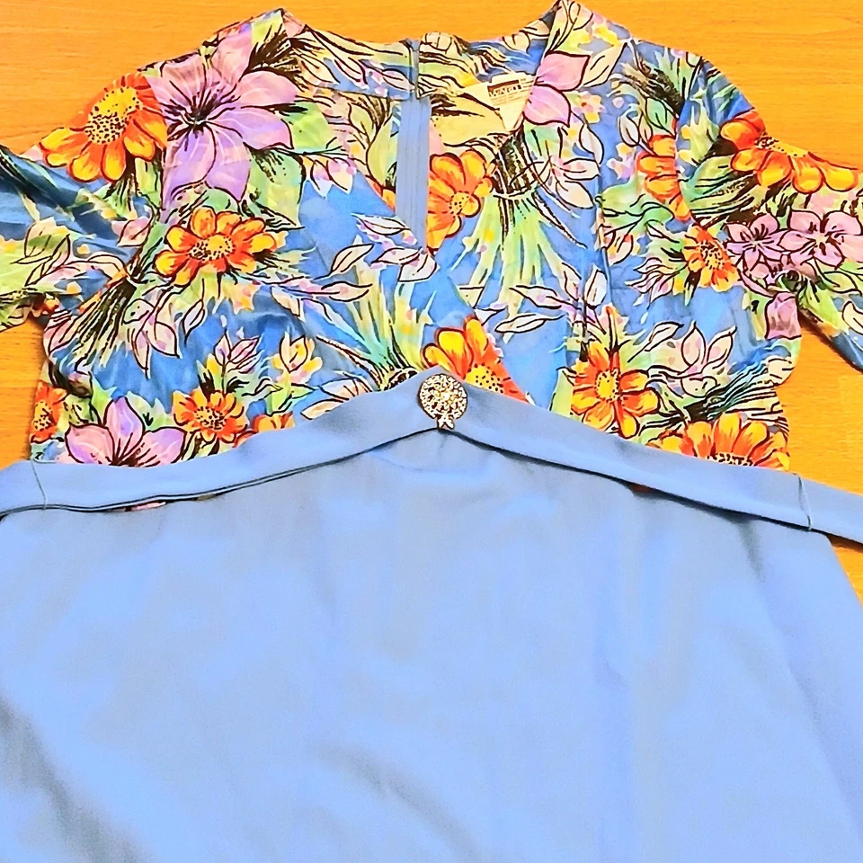 Vestido De Colección Montgomery Ward Años 60 Para Mujer 22.5 (2XL) Cintura Imperio Azul Floral Foto 2 de 4