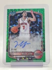 MILOS UZAN 2025-26 BOWMAN CHROME U 1ST ROOKIE AUTO GREEN GEOMETRIC /99 Q3882