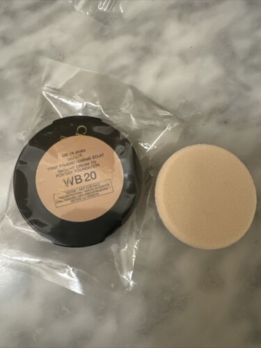 Cle de peau beaute RADIANT CREAM TO POWDER FOUNDATION SPF 24 REFILL 12G WB20