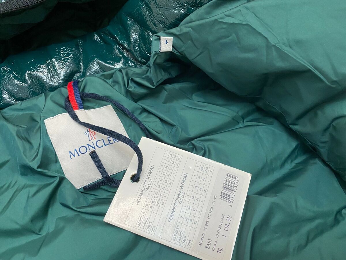 RRP $1970 RARE Auth MONCLER BADY Green Zip Up Down Puffer RRP $1970 RARE Auth MONCLER BADY Green Zip Up Down Puffer