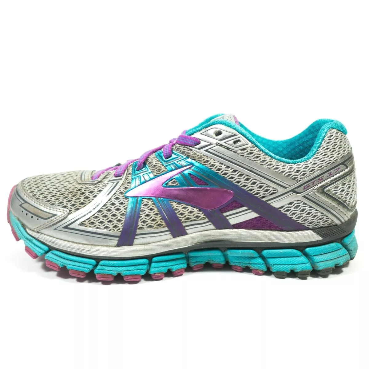 Size 17 running shoes top