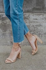 Lulus Women's Taylor Natural Suede Ankle Strap Heels Size 7 US Gold Brand New