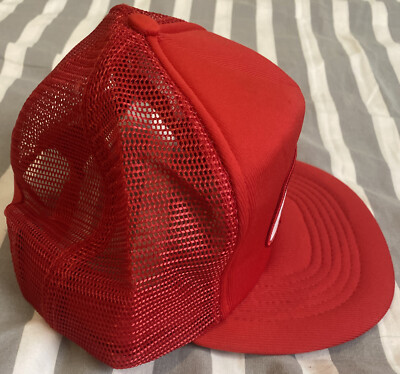 Casquette Destroyed Brim Oval Patch by Von Dutch --> Chapeaux