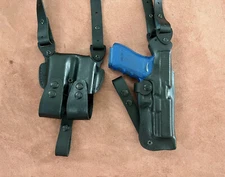 Armadillo Black Leather Verticall Shoulder Holster for Beretta F92/96 P4V-F92