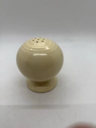 Vintage Homer Laughlin Fiesta Ware Ivory Ball Salt/Pepper Shaker