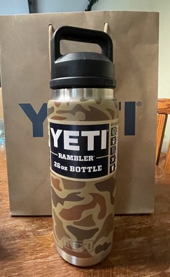 Yeti 26 Oz Rambler Bottle Wetlands Camo Limited Edition with Chug
