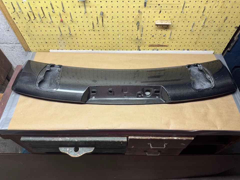 Ala de freno de aire trasero de fibra de carbono Fabspeed McLaren MP4-12C / 650S Foto 3 de 4