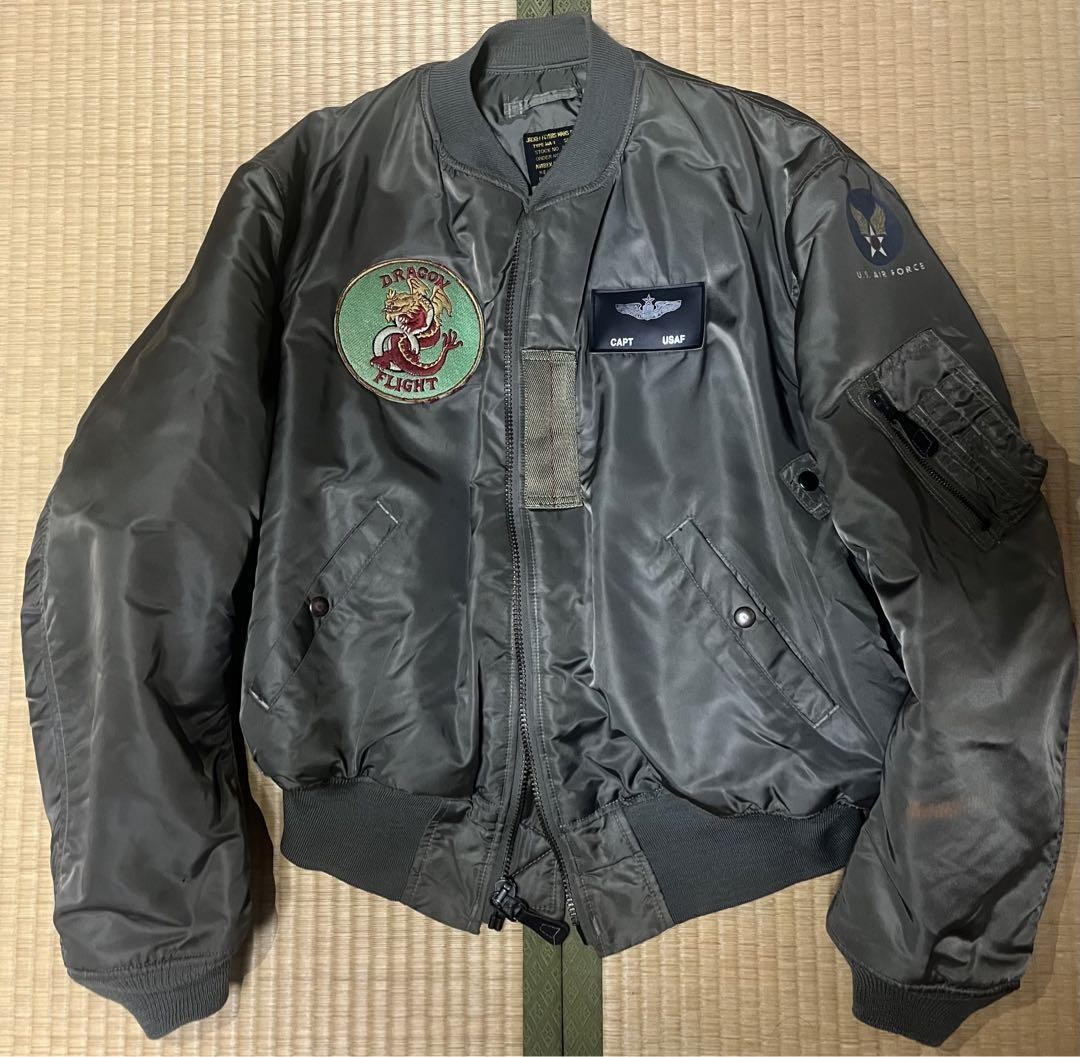 AVIREX フライトジャケット　ma1 カーキ AVIREX MA-1 Bomber Flight Jacket Khaki X Sage green Width