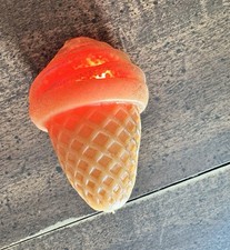 Cono gelato Squish Ball si illumina e ha scintille all'interno spruzzi all'interno