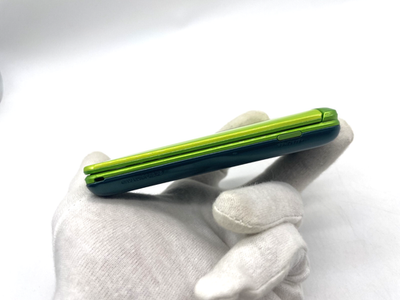 Kyocera Gratina 4G KYF31 Green Flip Phone Unlocked SIM Free Japan