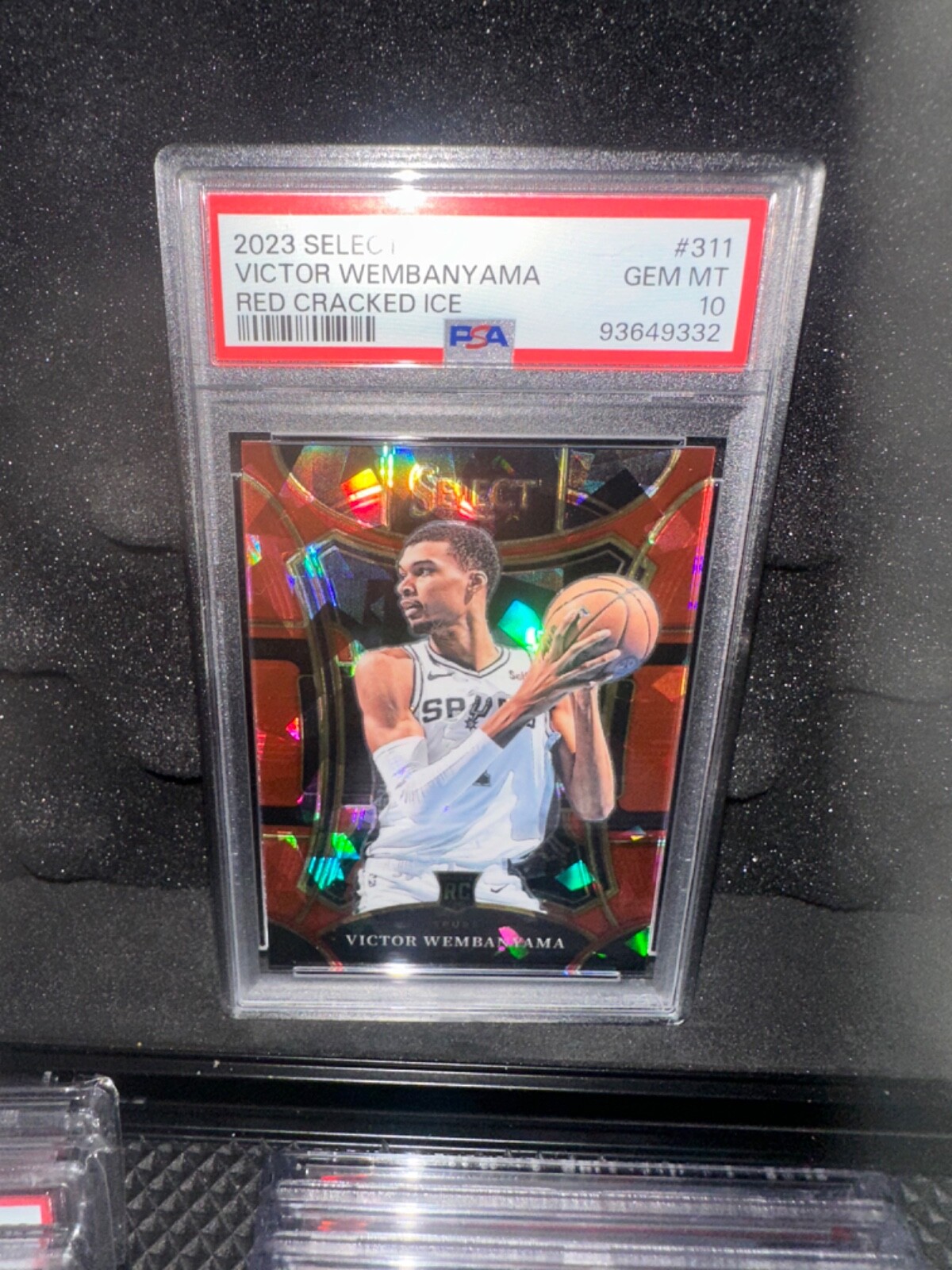 2023-24 Victor Wembanyama Select Red Cracked Ice Mezzanine RC PSA 10