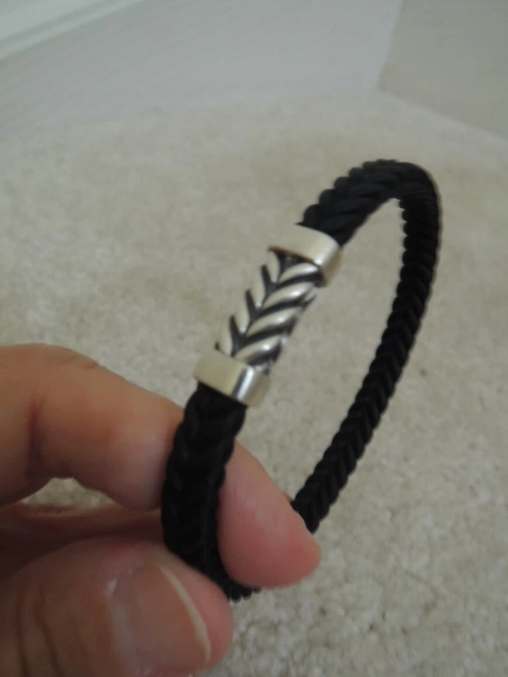 Pulsera para hombre talla L David Yurman Chevron pulsera negra caucho/plata de ley Foto 2 de 4