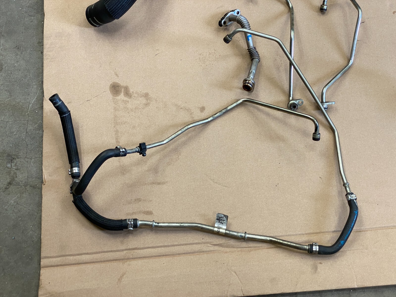 17 18 Maserati Levante AC Coolant Oil Cooling Hose Tube Pipe Set 3.0L 1442 OEM