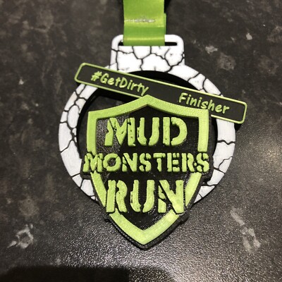 3D Schlammmonster Laufmedaille - Schlammmonster laufen 7km Überlebender. GET DIRTY FINISHER