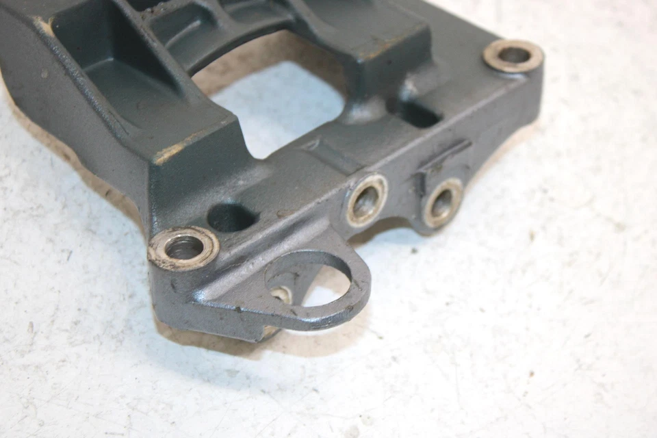 Yamaha Waverunner 650 1993 OEM silenciador de escape Stay 6M6-14771-00-94 JY23 Foto 3 de 4