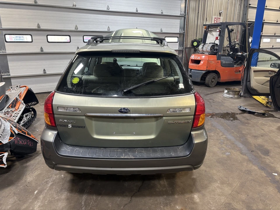 Used Rear Right Exterior Door Handle fits: 2007 Subaru Legacy assembly door moul - Imagem 4 de 4