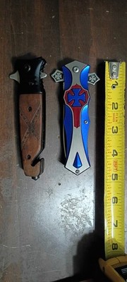 2 Dagger Style Assisted Opening Knives Function As They Should Good Condition