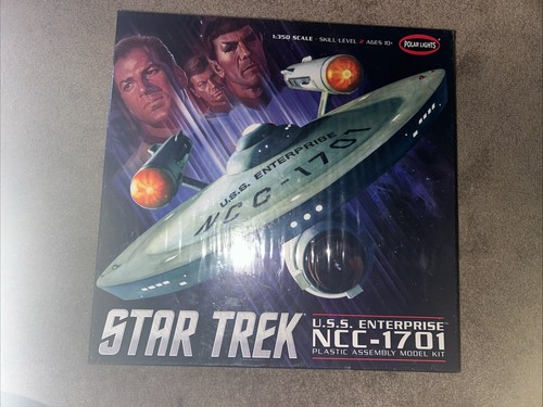 Polar Lights Model Kit USS Enterprise NCC-1701 (1/350 Scale, 2012 Ed) - Brandneu