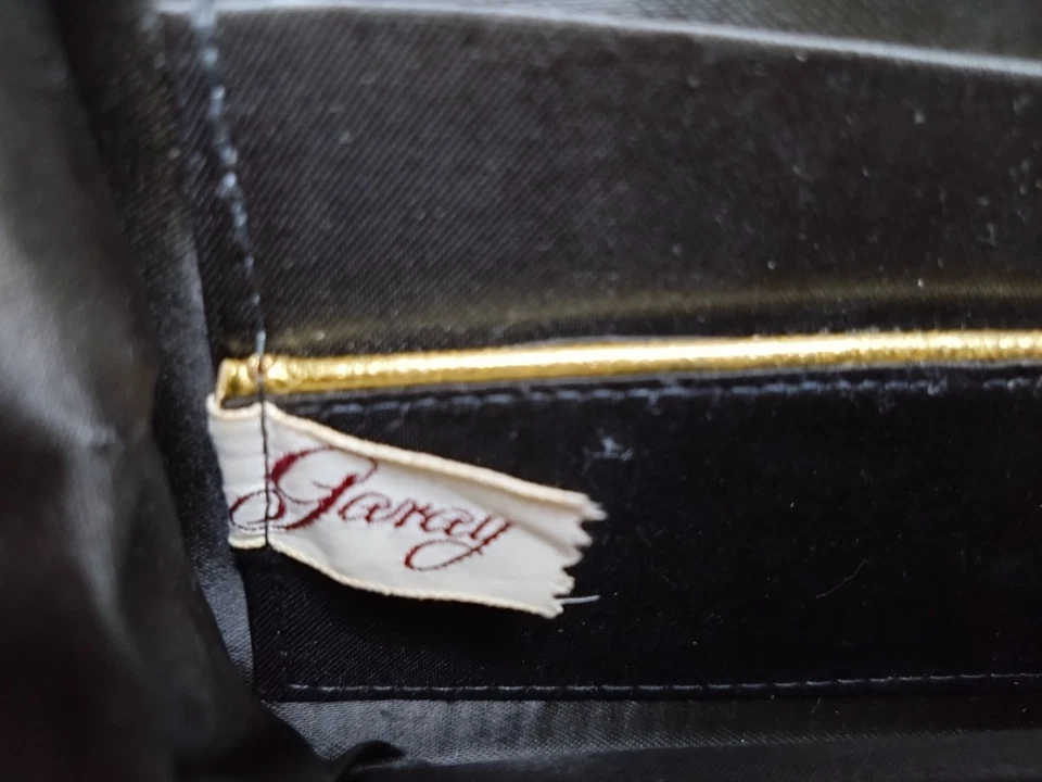 Garay Black Gold Tone Clasp Floral Design Frame Formal Clutch Purse - Image 2 of 4