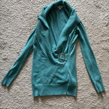 GUESS Women's Pullover Sweater medium
