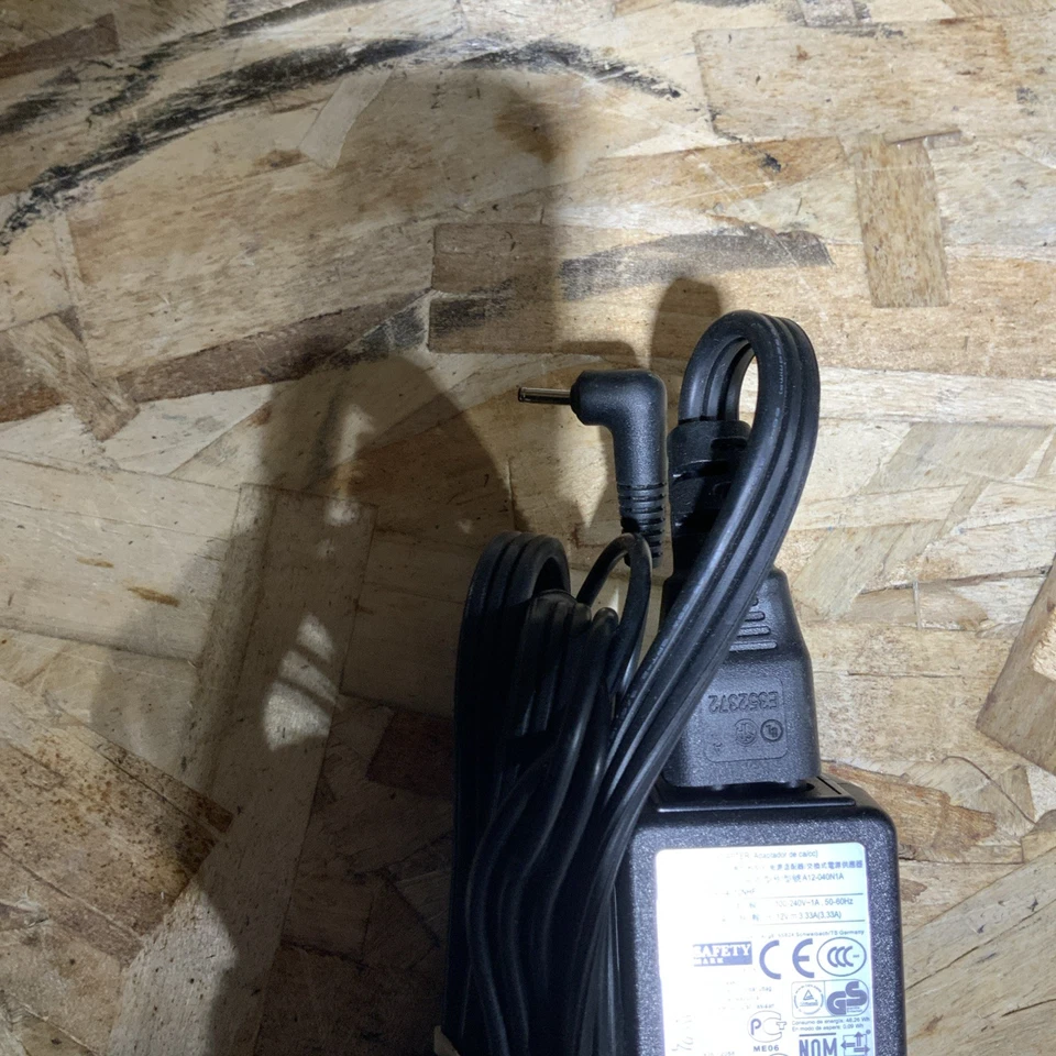 LOTE DE 10 Carregador Chromebook Samsung Genuíno 40W 12V 3.33A Adaptador A12-040N1A - Imagem 3 de 3