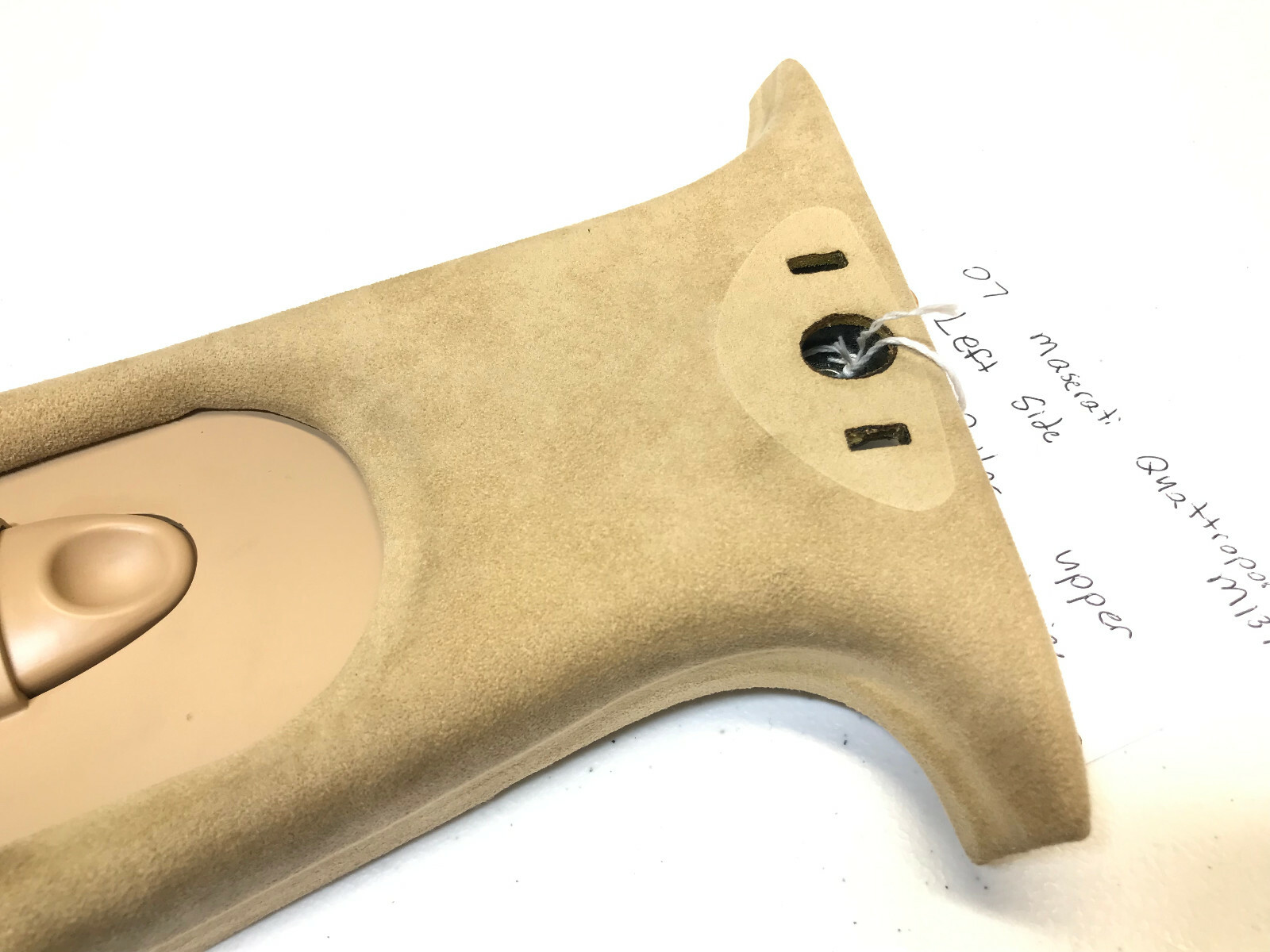 07 MASERATI QUATTROPORTE M139 LEFT UPPER  B-PILLAR PANEL BEIGE  66515800