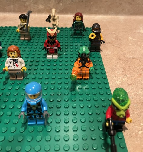 LEGO Minifigure LOT 20 Various Series Harry Potter Alien Star Wars Elf Cowboy🔥 - Picture 4 of 15