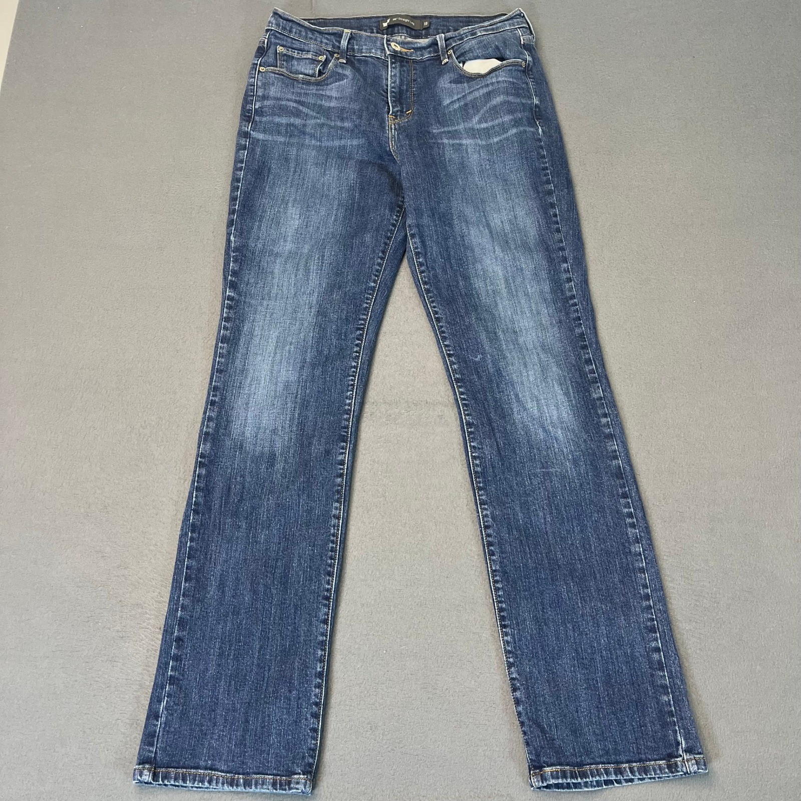 Levi's 505 Women's Size 10 Medium Wash Straight Leg Jeans Denim 30W Faded Y2K