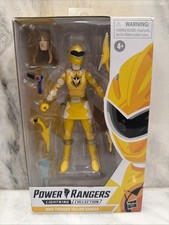 Power Rangers Dino Thunder Yellow Ranger Figure Lightning Collection Hasbro NEW