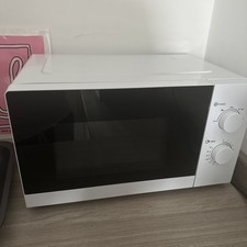 Essentials C20MXP48-G70 20L Solo Microwave