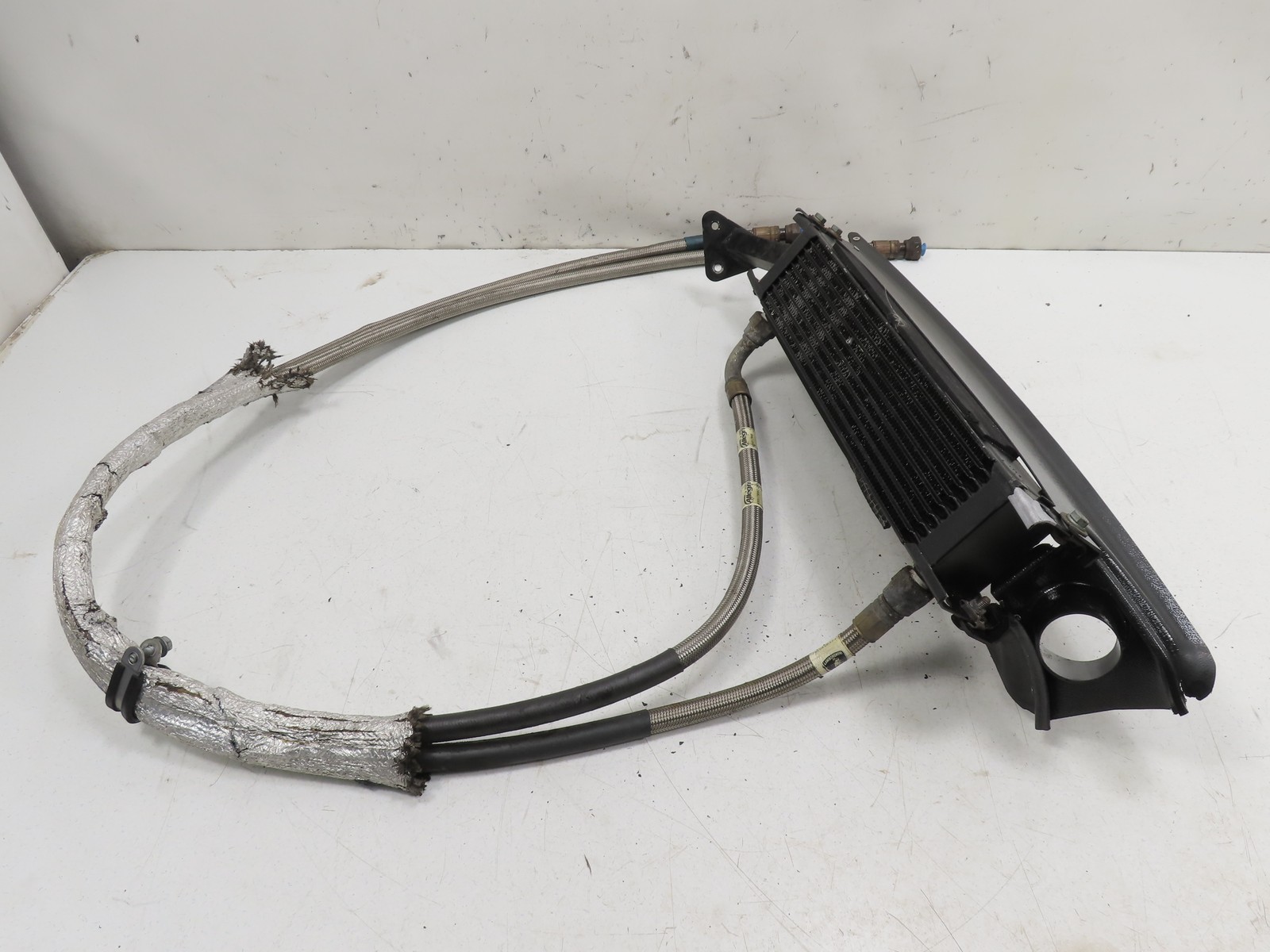 06 Lamborghini Gallardo #1310 Oil Cooler & Lines Hose Engine w/ Bracket & Duct