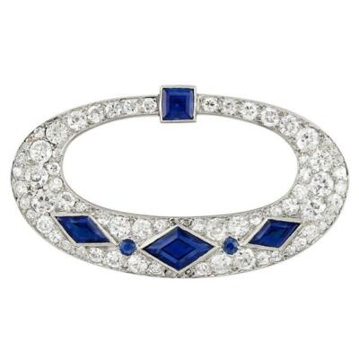 Modern Vintage Deep Vivid Royal Blue Sapphire With Brilliant Cut