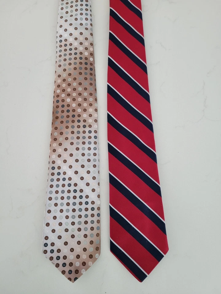 Lot of (2) Botany 500 Polyester Ties - Striped Polka Dotted Geometric - Vintage - Image 2 of 4