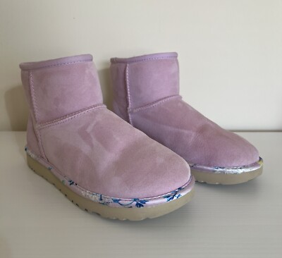 Pink Floral Uggs WMNS) UGG Classic Mini Floral Foil Pink Red Fleece Lined  main image 2