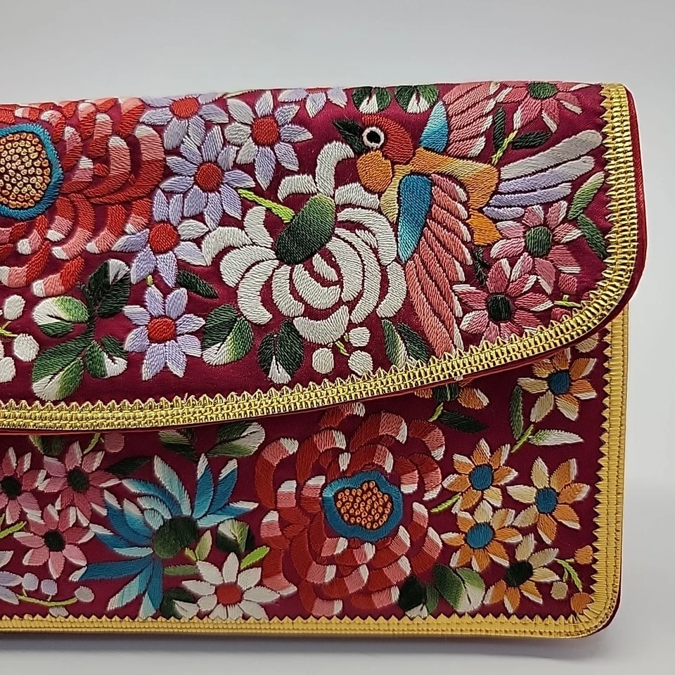 Vtg 60s Asian Embroidery Purse Bag Clutch Red Silk Gold Birds Floral Colorful - Image 2 of 4