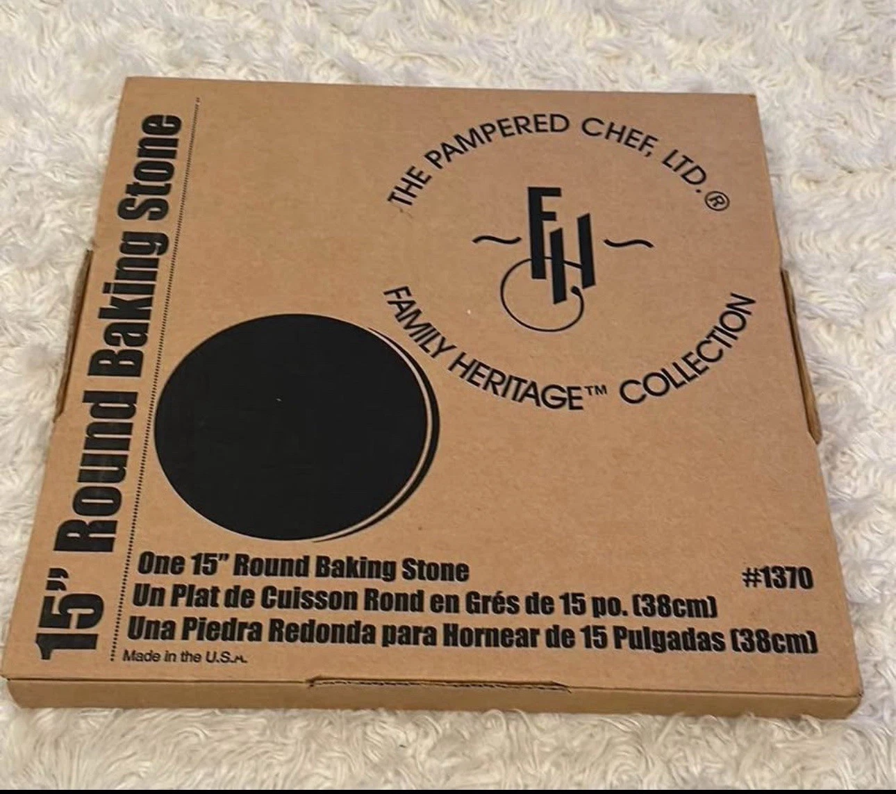 Pampered Chef Retired 15” Round Baking Stone 1370 Pizza With Box EUC
Opens in a new window or tab