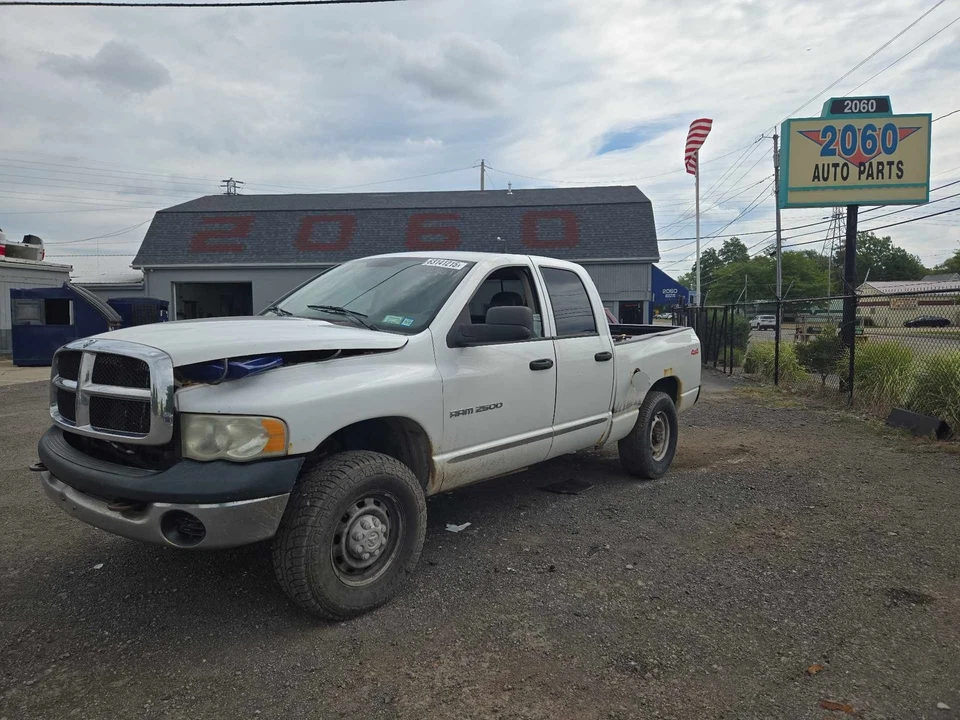 Conjunto de lanterna traseira esquerda usado serve: 2003 Dodge 2500 PICKUP esquerda grau A - Imagem 2 de 4