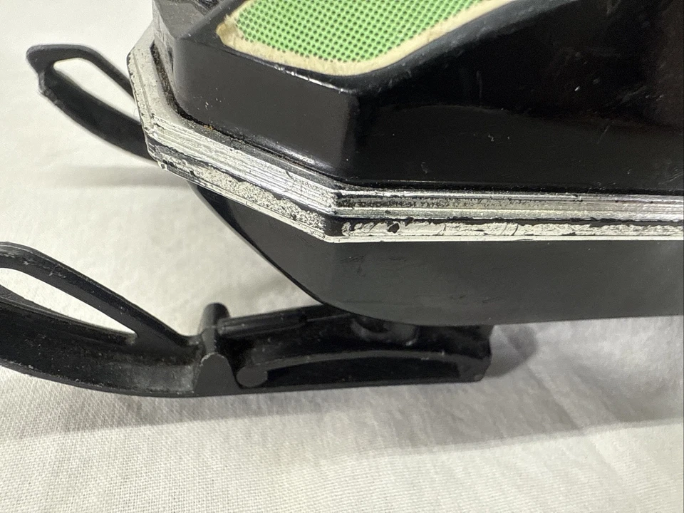 Snowmobile Vintage 1973 Tonka Arctic Cat El Tigre 440, Nº. 322, série regular - Imagem 3 de 4