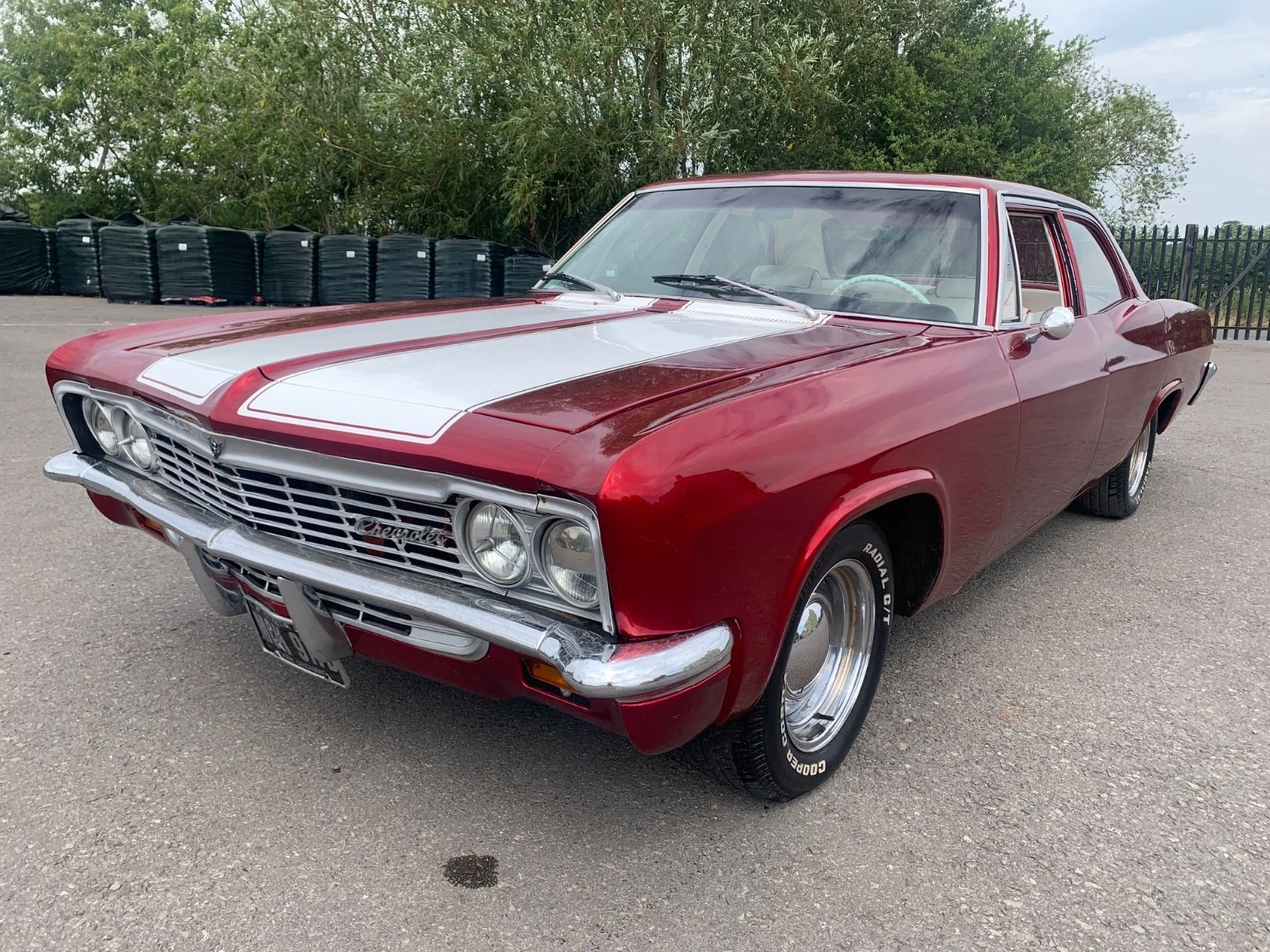 1966 Chevrolet Impala Hotrod V8