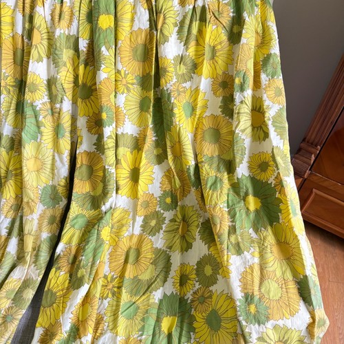 Vintage Flower Power Pinch Pleat Curtain Panel Pair Daisies 70s Floral Fabric - Picture 7 of 14