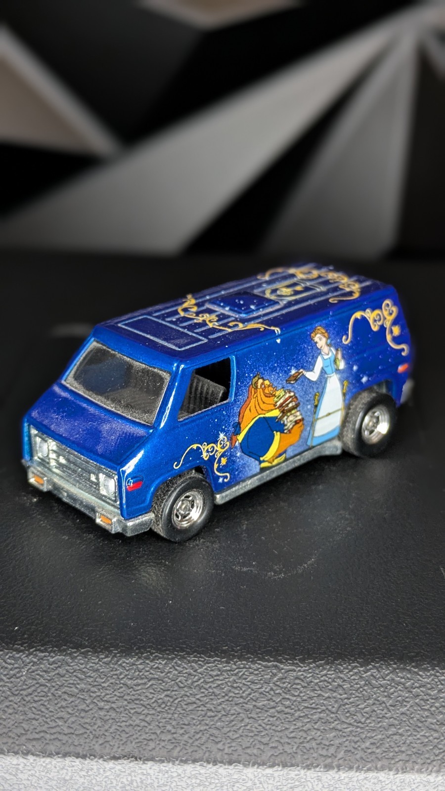 Picture 2 of 4