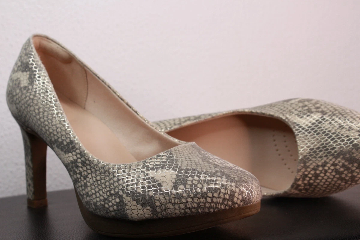 Clarks Ambyr Joy Pumps voor dames, Zand Metallic Textiel