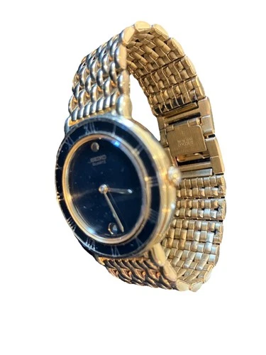 Vintage SEIKO Watch Gold Tone And Black 7N29-6A09 Working Preowned