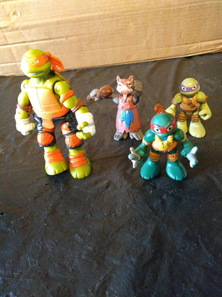 Vintage TMNT Teenage Mutant Ninja Turtles Figures - image 2 of 2