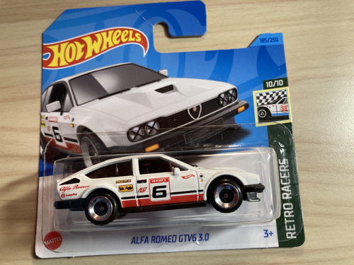 Hot wheels x 5 Classic Racing Saloons BMW Jaguar Audi Lancia Alfa Romeo - Picture 4 of 7