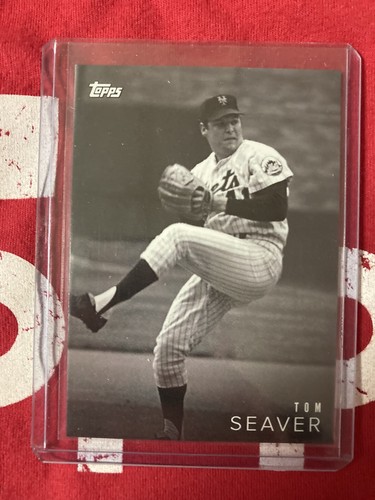 Tom Seaver #34 — 2018 Topps on Demand Black & White baseball card