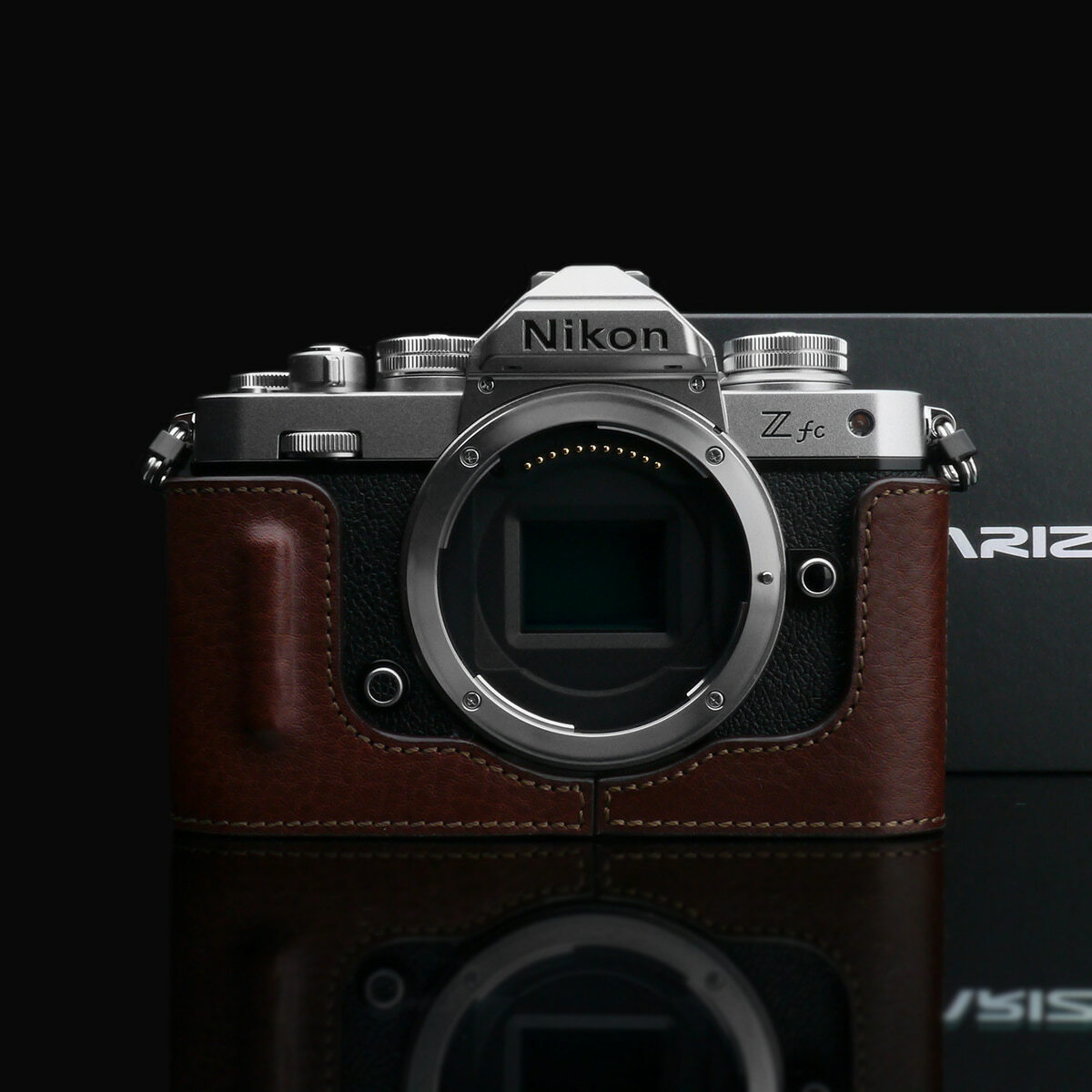 3-2113 Nikon一眼レフ（FE・F3）・ハードケース Leather Case Nikon F3